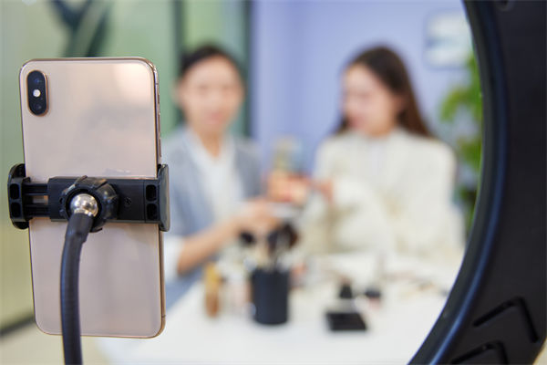 商务部：对稀土实施出口管制符合国际通行做法 已依法批准一定数量的合规申请