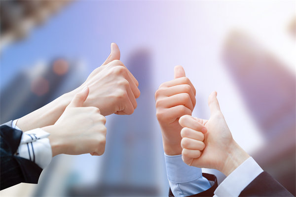 海南封关120多万卡宴只卖60万 40克金饰能省1万多元！网友：已经在看机票了