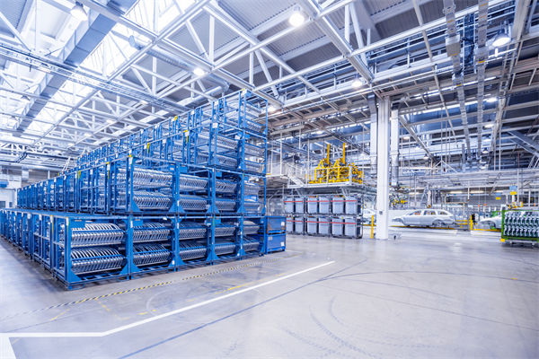 报道称英伟达放风春节前向中国客户交付H200芯片